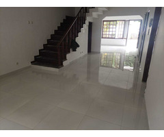 Vendo Um Excelente Geminada T4 Na Polana Cimento T4 Maputo, Mozambique - 3