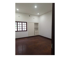 Vendo Um Excelente Geminada T4 Na Polana Cimento T4 Maputo, Mozambique - 5