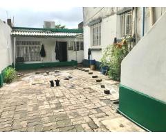 Arrenda-se moradia geminada T2 na Av. Vladimir Lenine - 4
