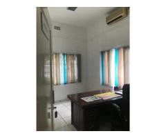 Vende-se moradia geminada T2 no Bairro da Coop - 6