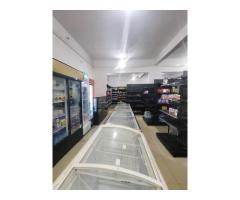 Á venda equipamentos de Supermarket e produtos alimentares na Matola-Tsalala.