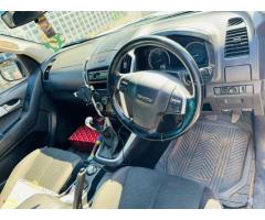 Isuzu | D-TEQ KB300 | 2018 | Manual | Diesel | 3.0 | 4×4 - 6