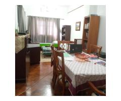 Vende-se belíssimo apartamento T2 no bairro central - 3