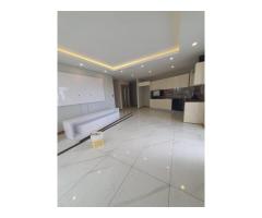 Uno arrenda-se super apartamento T2 no Deco Assos na costa do