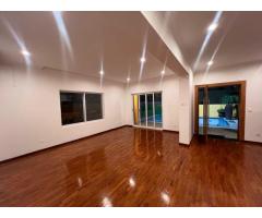 Arrenda-se Luxuosa Moradia duplex T4 no condomínio EDM - 4