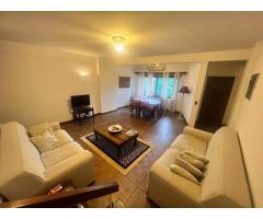 Vende-se Belíssimo Apartamento Duplex T3 na polana