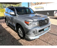 Toyota Land Cruiser AX-G
