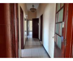 _*ARRENDA-SE UMA GEMINADA Tp3 Bairro da Polana, Av Mau-Tse-Tung