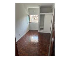 *Arrenda-se Apartamento T3 - no bairro do jardim*  2 WC'S - 2º andar - 4