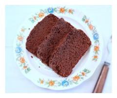 Fatia de bolo de chocolate simples