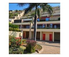 Vende-se Magnífico apartamento duplex T3 no condomínio caracol