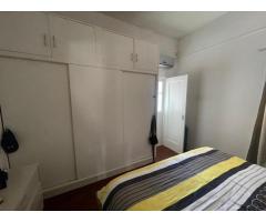 Arrenda-se belíssimo apartamento T3 mobilado bairro central - 2