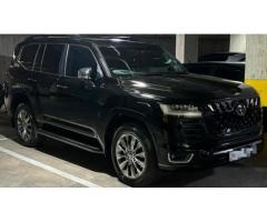 Vende-se Toyota Land Cruiser ZX 2023 recém importado - 1