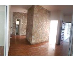 Vende-se super Moradia T6 na sommerschield 1 próximo ao parquinho - 2