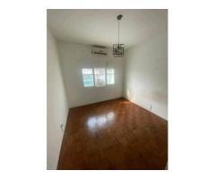 Arrenda-se Apartamento T2 1° Andar - Bairro da Malhangalene - 1