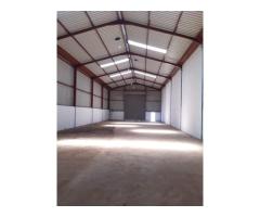 Vende-se armazém com 300m² na Matola - Tchumene