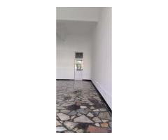 Arrenda-se loja com 60m² na Av. Do Trabalho - 5