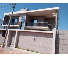 Vende-se Casa T4 em Mapulene