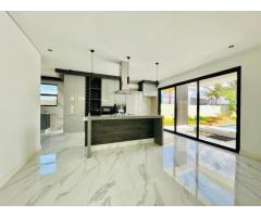 Vende-se luxuosa Moradia T4 na costa do sol - 4