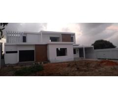 Vende-se vivenda(duplex) T3 no Bairro de Chiango - Costa do sol ☀️ - 4