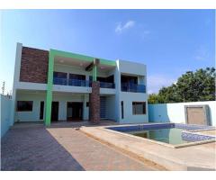 Vende-se Moradia T4+1 Na Matola - 5