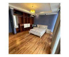 Vende-se Luxuosa Moradia T4 No Triunfo - 3