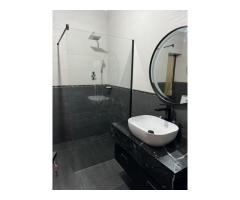 Arrenda-se Moradia Tipo 4, 3 wc's, r/c e 1 andares, no Triunfo Novo - 5