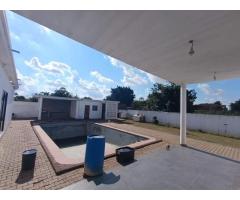 Vende-se Moradia T4 Na Matola Tchumene - 5