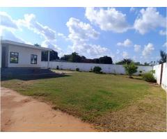 Vende-se Moradia T4 Na Matola Tchumene - 6