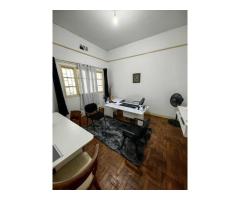 Vende-se Apartamento T2 no bairro central na Guerra popular - 5