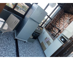 Arenda-se luxuoso Apartamento tp1 mobilada na Costa do sol.