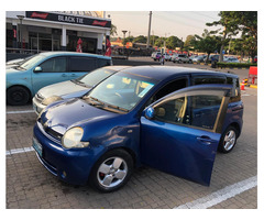 Vendo toyota sienta
