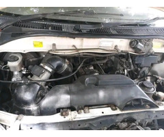 Toyota Regius 2.7 - 6