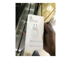 Carregador para iphone 15 / 15 Pro / 15 Pro Max Fast charger ( selado )