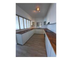 VENDEMOS LUXUOSO APARTAMENTO T3 NA POLANA AV JULIOS NYERER