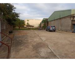 Arrenda-se super Armazém na Av. Do Trabalho cidade de Maputo - 5