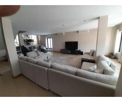Arrenda-se Luxuosa Moradia T4+1 Mobilada no condomínio Bela Vista