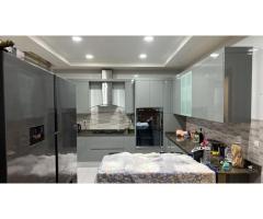 Maputo Beach front Arrenda-se Luxuoso Apartamento T3 com vista ao mar