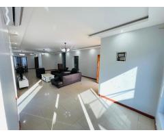 Arrenda-se Luxuosa Moradia T3 mobilada no condomínio Bela Vista - 3