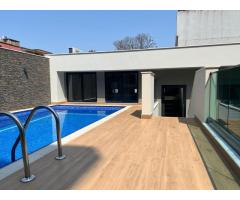 Arrenda-se Luxuoso Apartamento T1 mobilado no condomínio VICERA