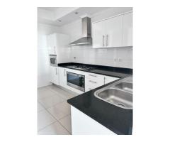Arrenda-se Luxuoso Apartamento T2 mobilado nas Torres Azuis - 4