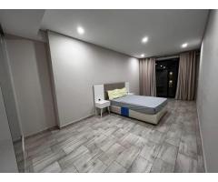 Polana Plaza arrendo Luxuoso Apartamento T3 mobilado
