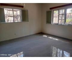 Arrenda-se moradia T3 no bairro das mahotas - 2