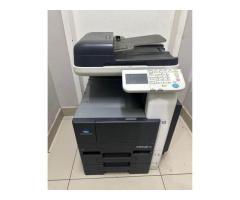 Fotocopiadora Konica Bizhub