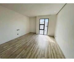 Arrenda-se Luxuoso Apartamento T3 no Triunfo novo - 3