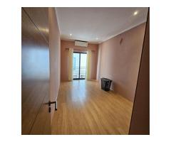 Arrenda-se Luxuoso Apartamento T3 duplex mobilado no joss village - 3