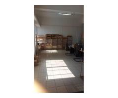 Vende-se Armazém/Loja no Bairro do Aeroporto - 2