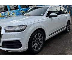 Audi Q7 Diesel  2015 recém chegado