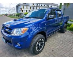 Vende-se Toyota Hilux D4D