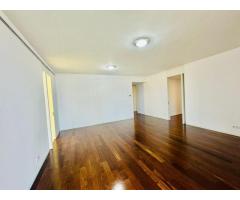 Vende-se um apartamento tipo 3 no condomínio JN130 na Julius nherere - 5